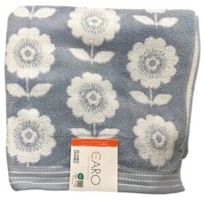 Caro Home Blue and White Floral Soft Bath Towels Set of 2